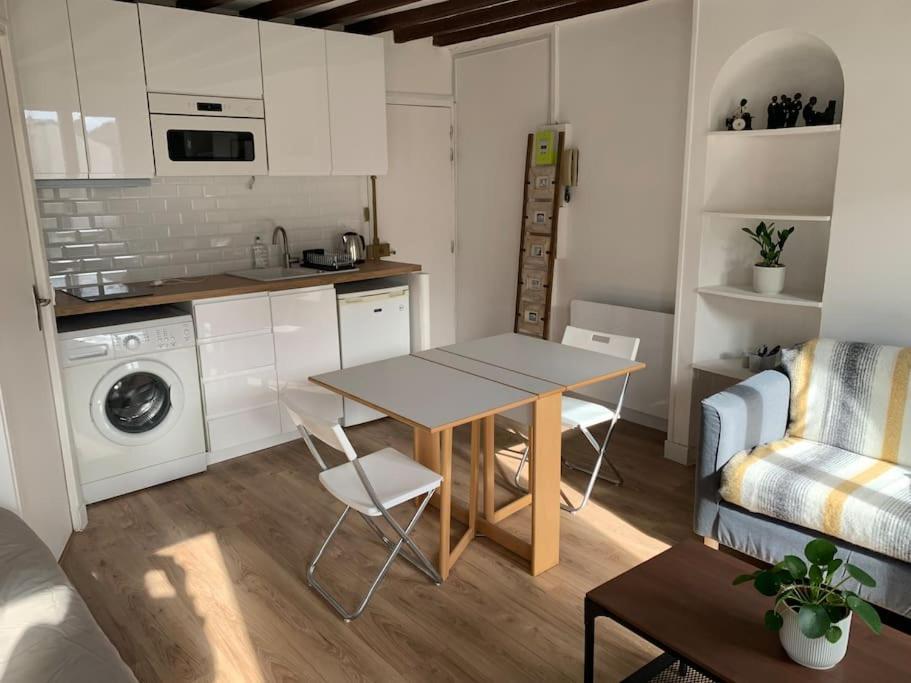 Studio Lumineux, Refait A Neuf, Metro Jourdain Париж Екстер'єр фото